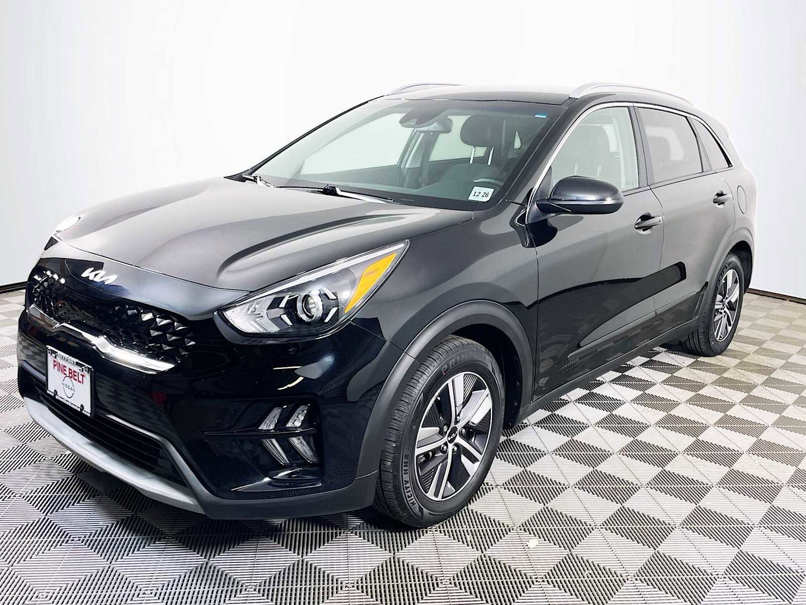 Used 2022 Kia Niro LXS