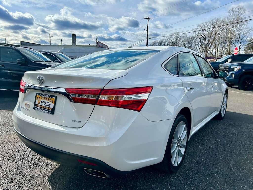 Used 2013 Toyota Avalon XLE image 5