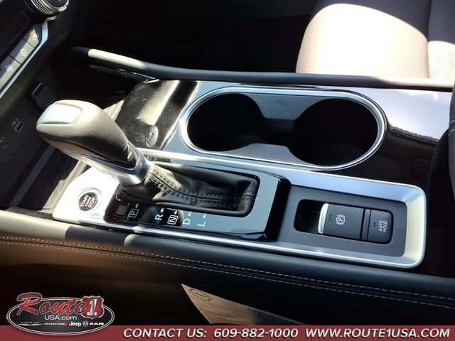 Used 2025 Nissan Altima 2.5 SL FWD image 35