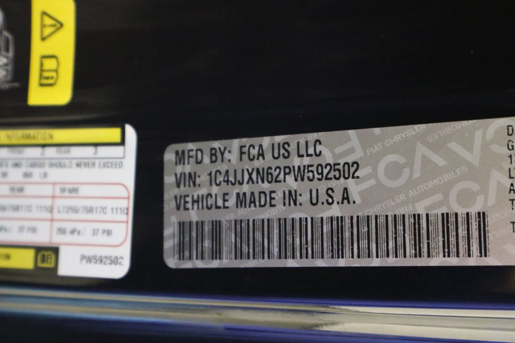 Used 2023 Jeep Wrangler Unlimited w/ Cold Weather Group AWD/4WD image 41