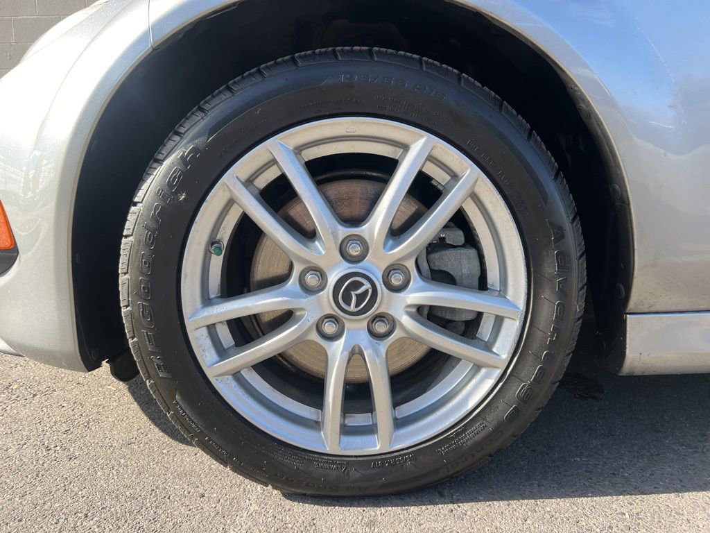 Used 2014 MAZDA MX-5 Miata Sport image 22