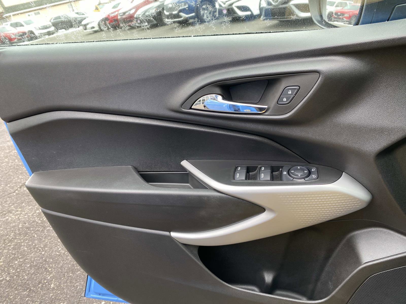 Used 2024 Chevrolet Trax RS w/ Driver Confidence Package image 19