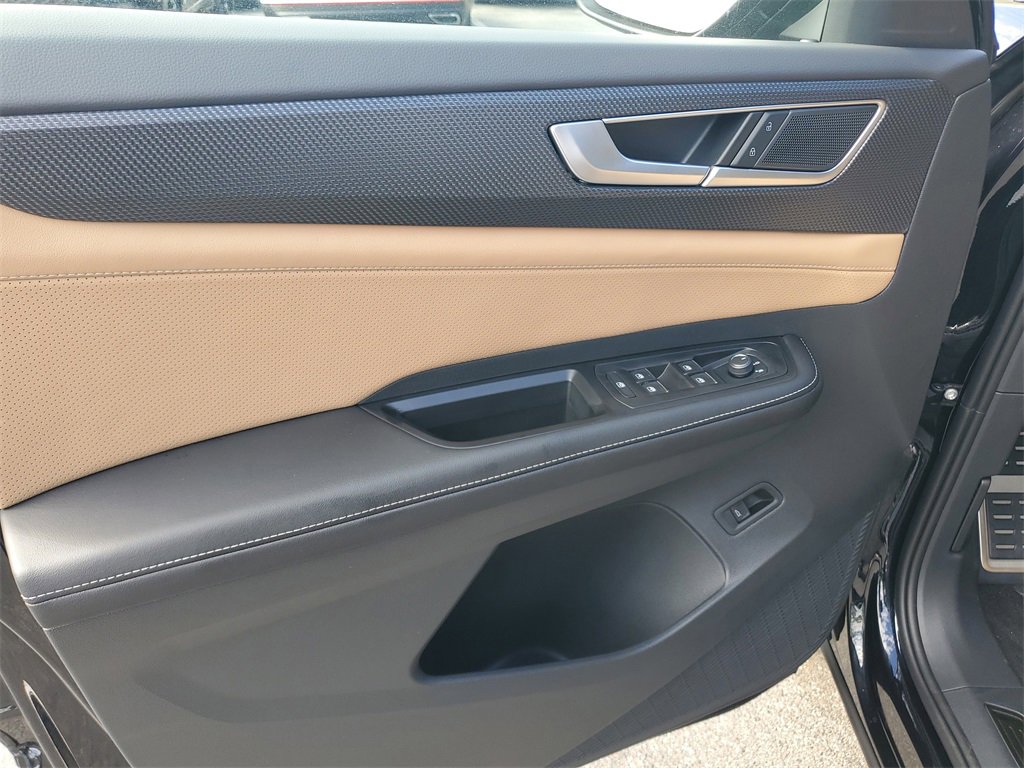 New 2026 Volkswagen Atlas Cross Sport SEL R-Line image 18