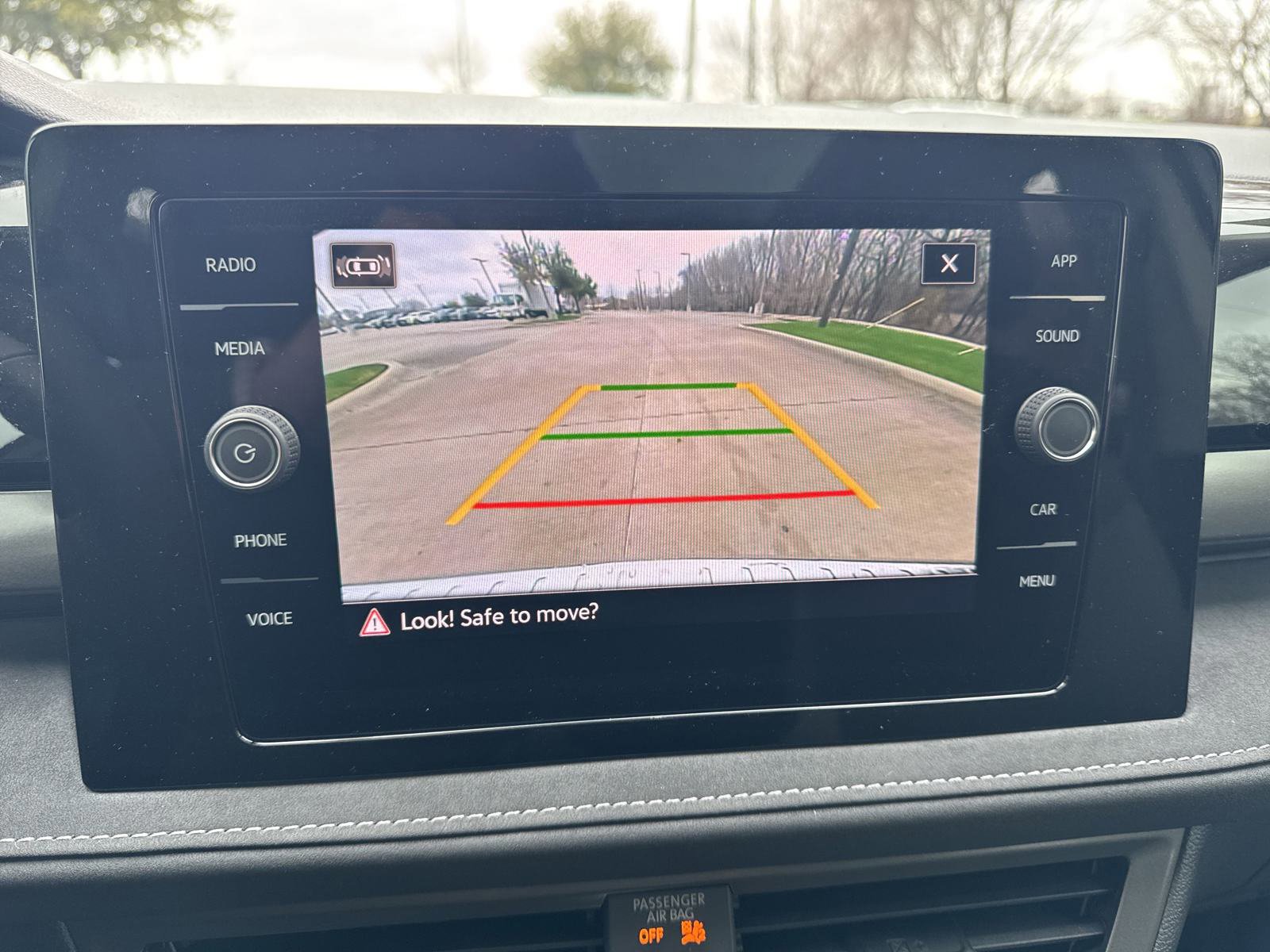 Used 2025 Volkswagen Taos SE image 45