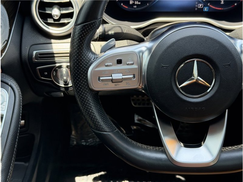 Used 2019 Mercedes-Benz C 300 Sedan image 40