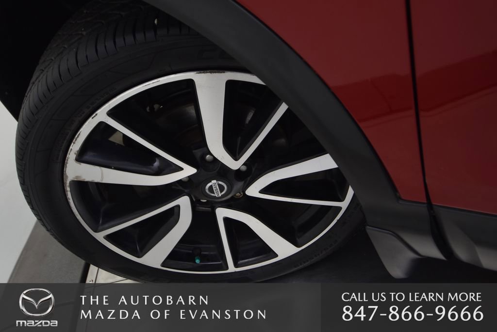 Used 2017 Nissan Rogue Sport SL w/ SL Premium Package AWD/4WD image 34