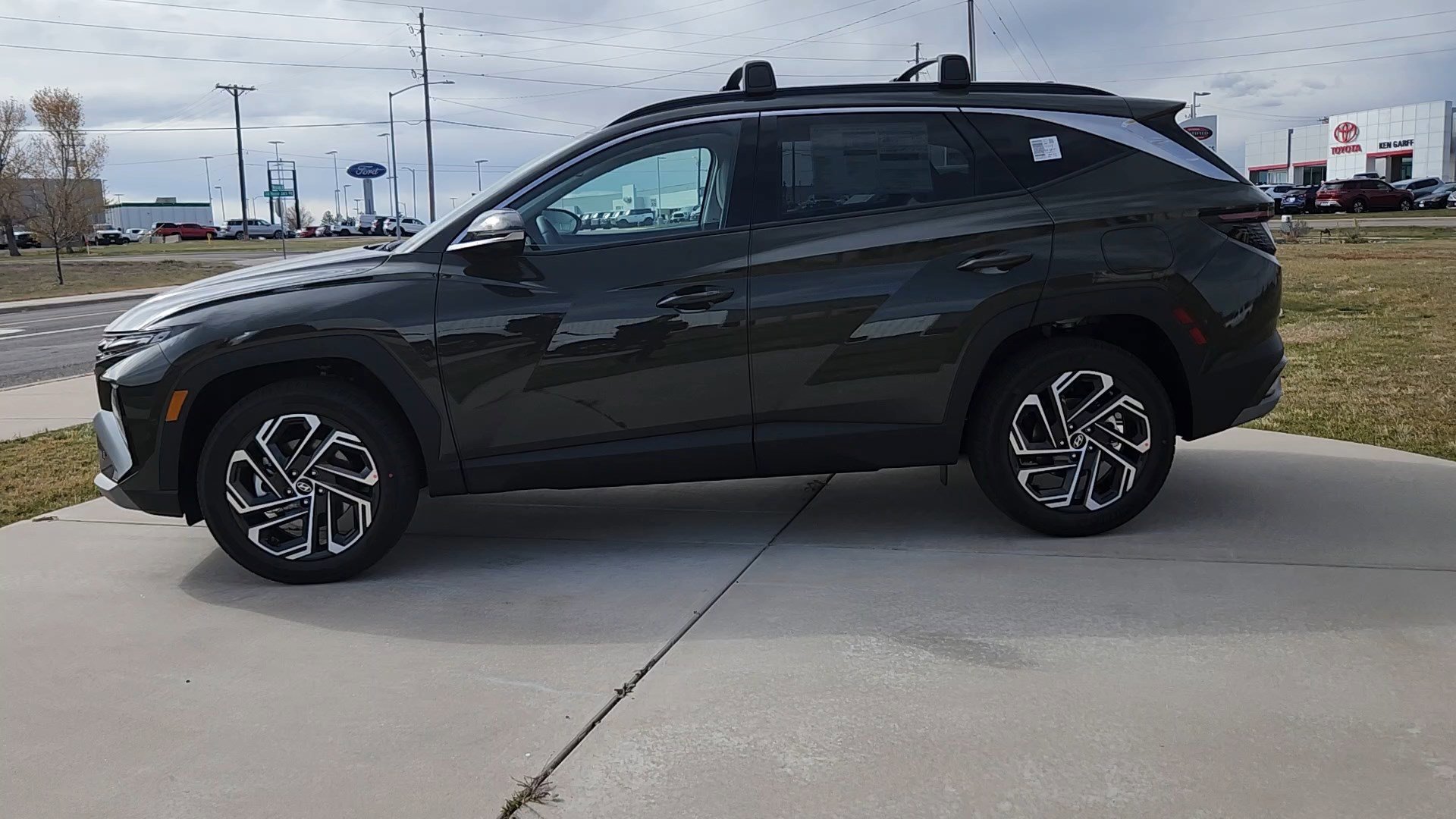 New 2026 Hyundai Tucson Limited image 2