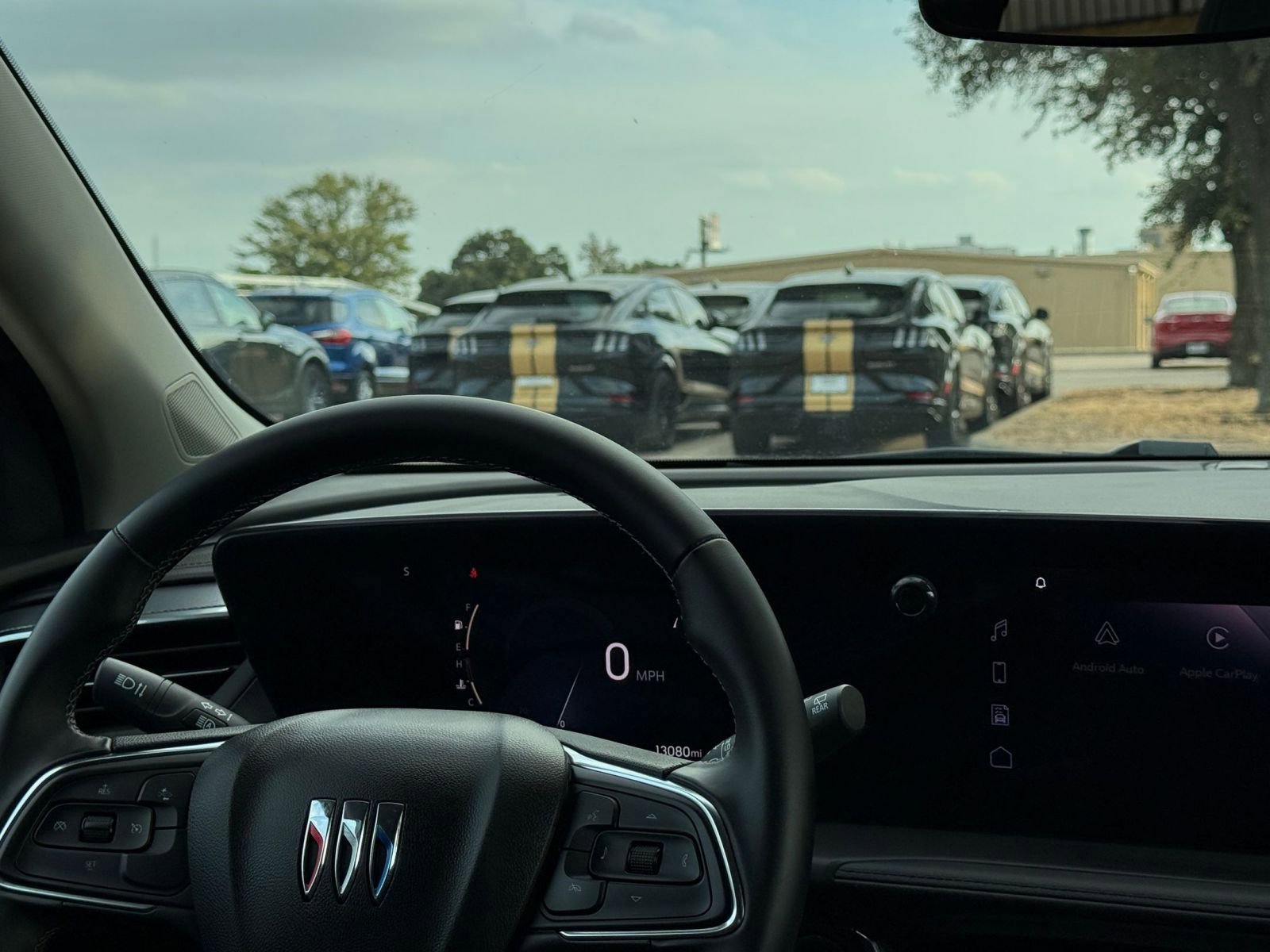 Used 2025 Buick Encore GX Preferred image 34