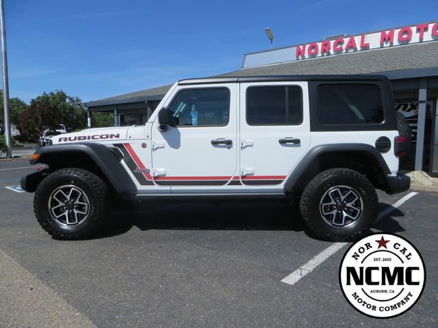 Used 2024 Jeep Wrangler Unlimited Rubicon w/ Technology Group AWD/4WD image 2