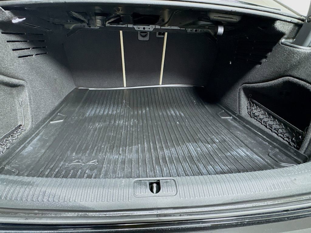 Used 2020 Audi A4 2.0T Premium w/ Convenience Package image 31