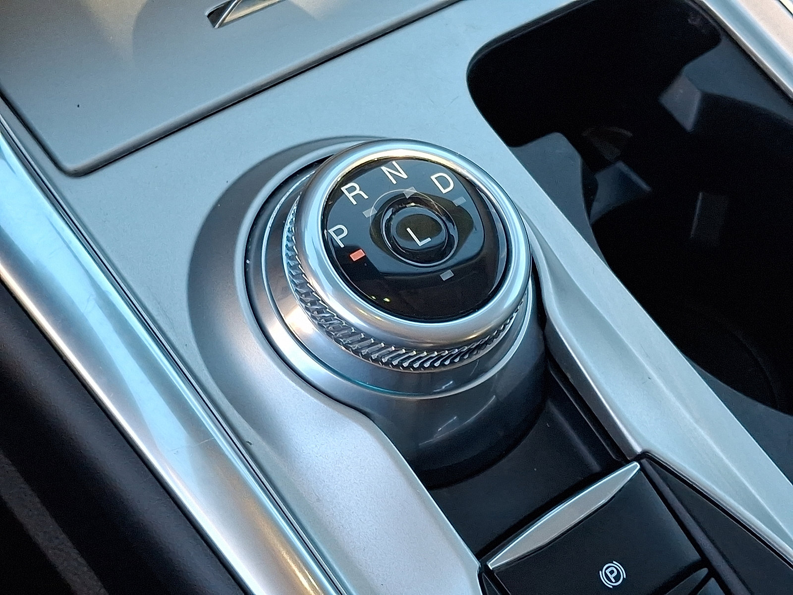 Used 2023 Ford Explorer XLT w/ Equipment Group 202A image 16