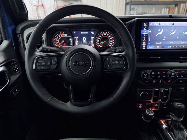 Used 2024 Jeep Gladiator Sport AWD/4WD image 22