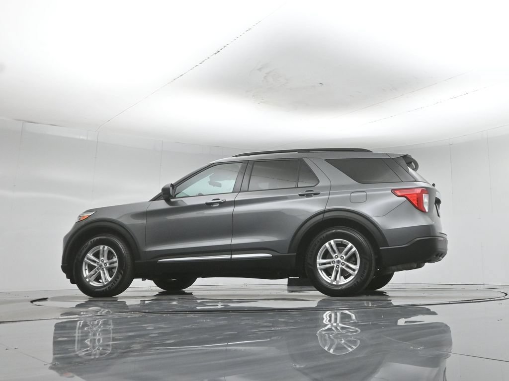 Used 2021 Ford Explorer XLT RWD image 56