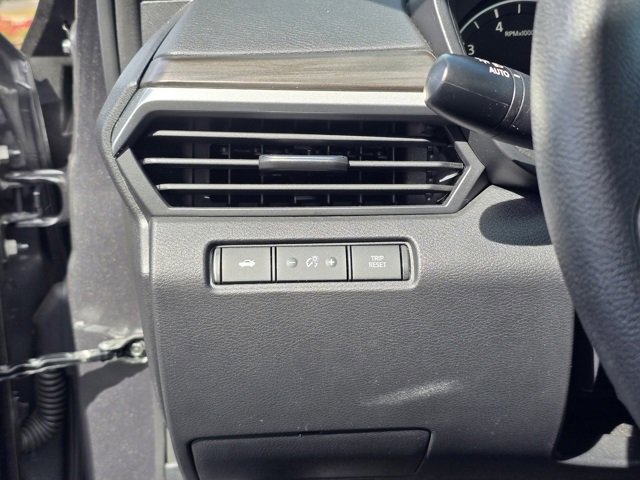 Used 2024 Nissan Altima 2.5 SV image 19