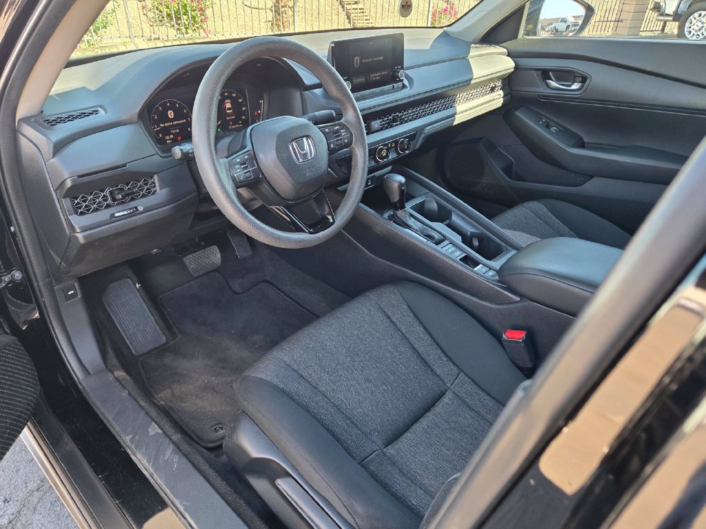 Used 2023 Honda Accord LX image 10