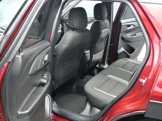 Used 2025 Chevrolet TrailBlazer LT image 12