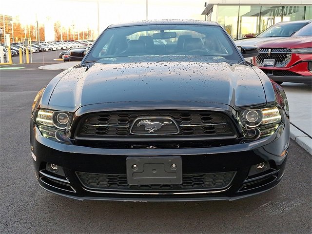 Used 2013 Ford Mustang Premium image 3