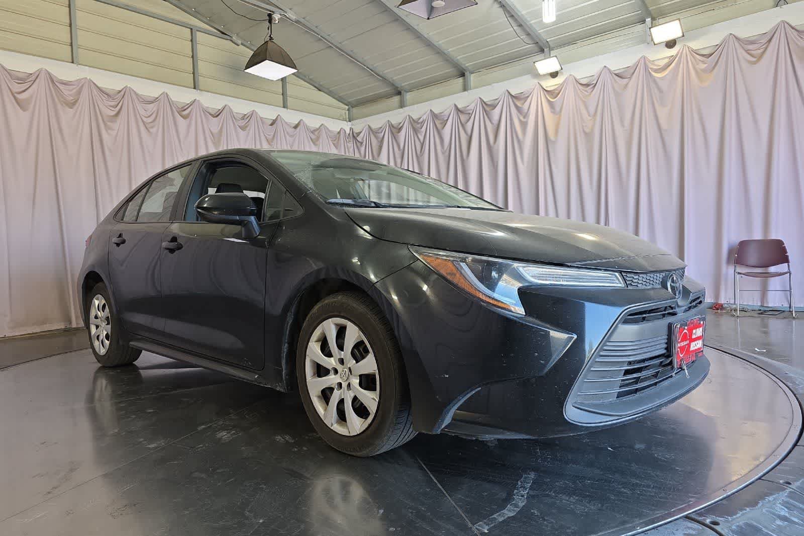 Used 2024 Toyota Corolla LE FWD image 10