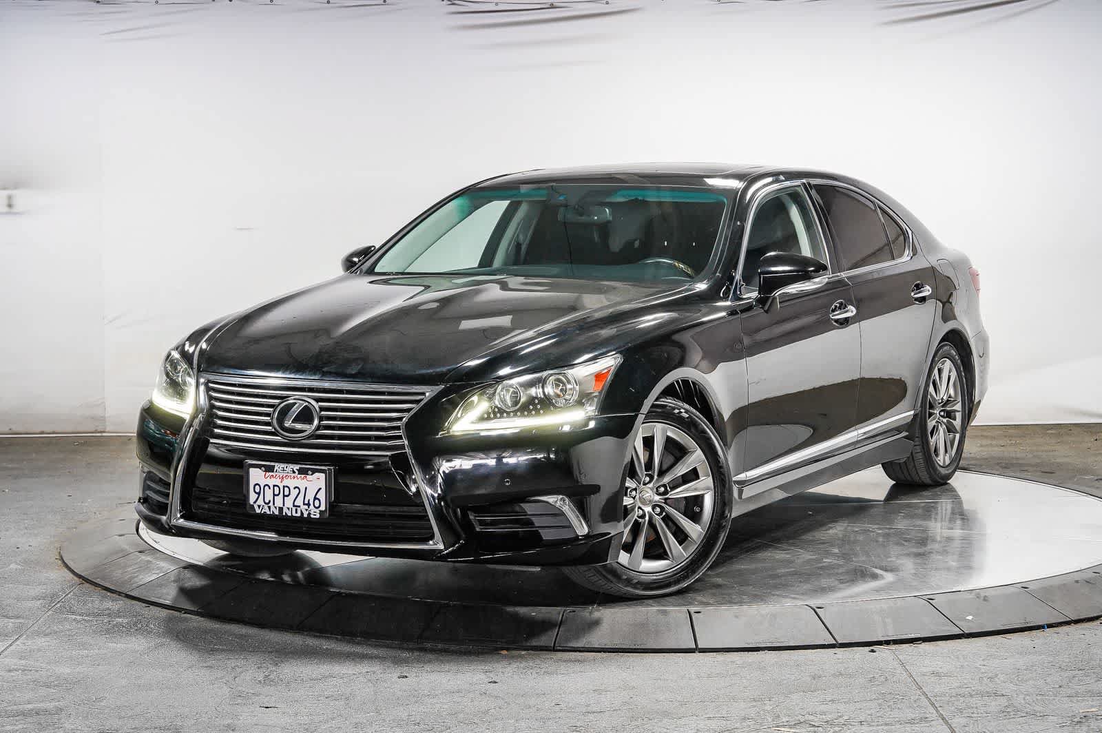 Used 2016 Lexus LS 460 w/ Comfort Package RWD image 1