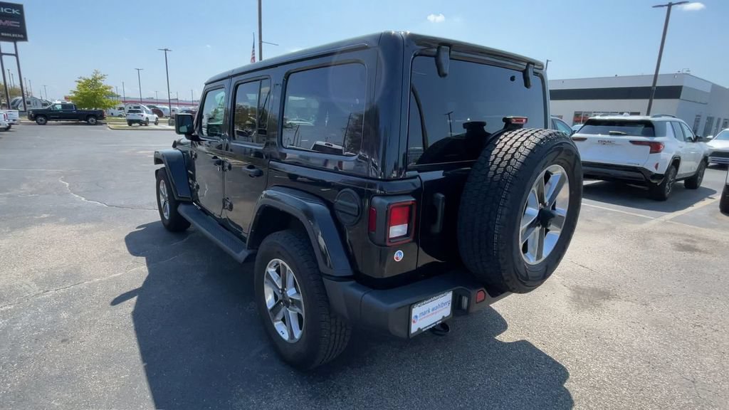 Used 2022 Jeep Wrangler Unlimited Sahara AWD/4WD image 8