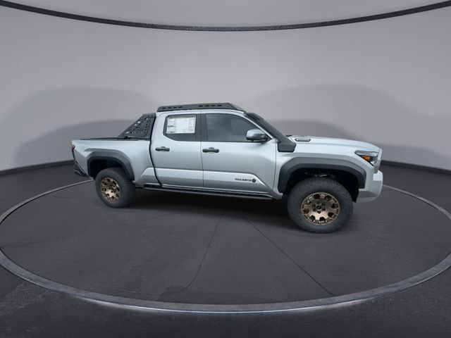 New 2025 Toyota Tacoma Trailhunter image 3