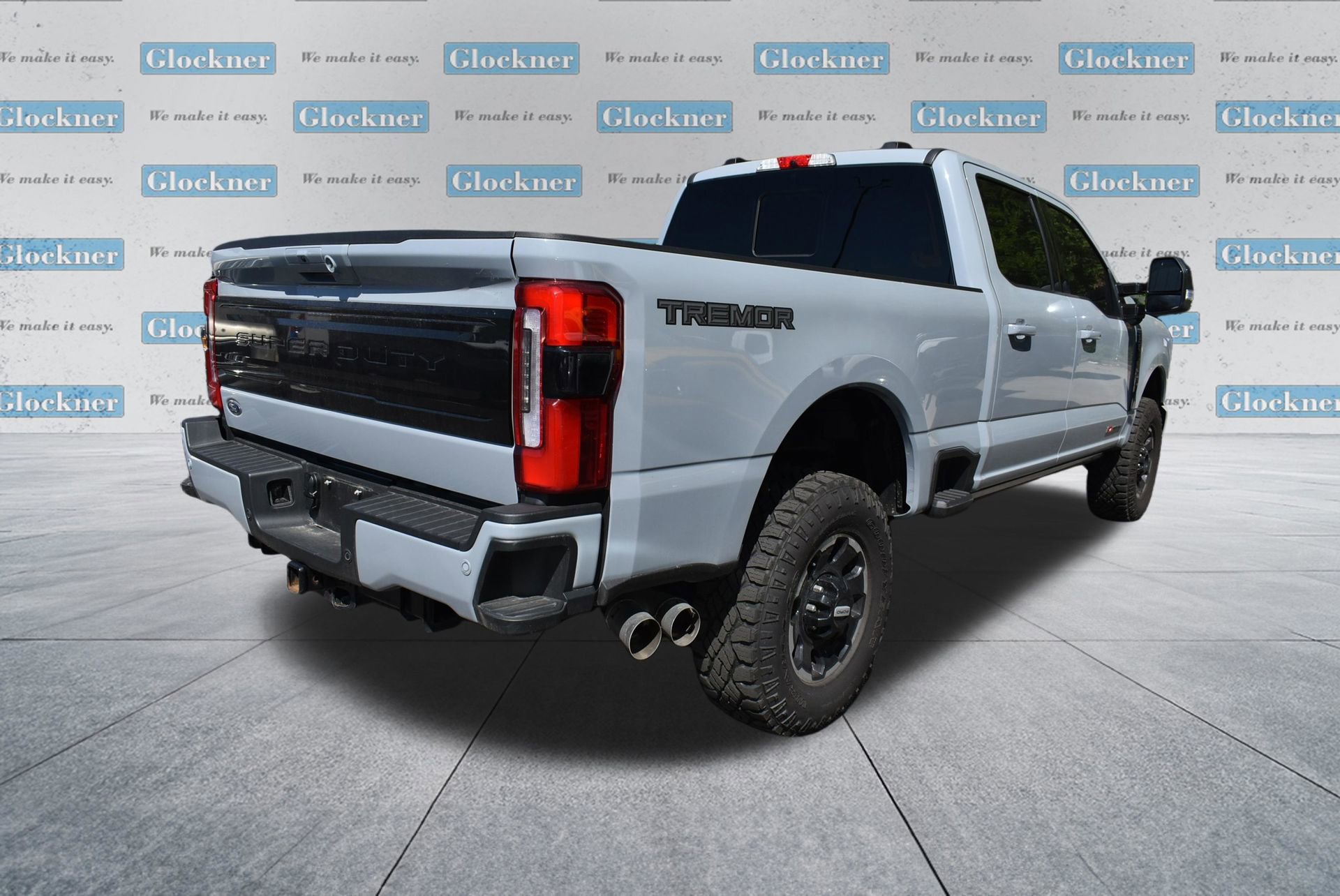 Used 2025 Ford F250 Platinum w/ Tremor Off-Road Package AWD/4WD image 4