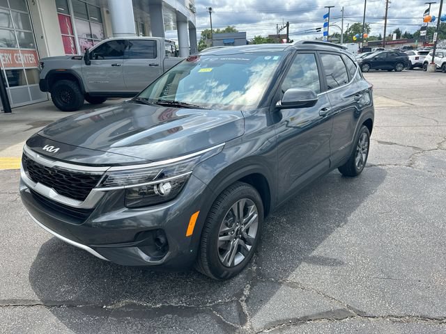 Certified 2023 Kia Seltos S FWD image 11