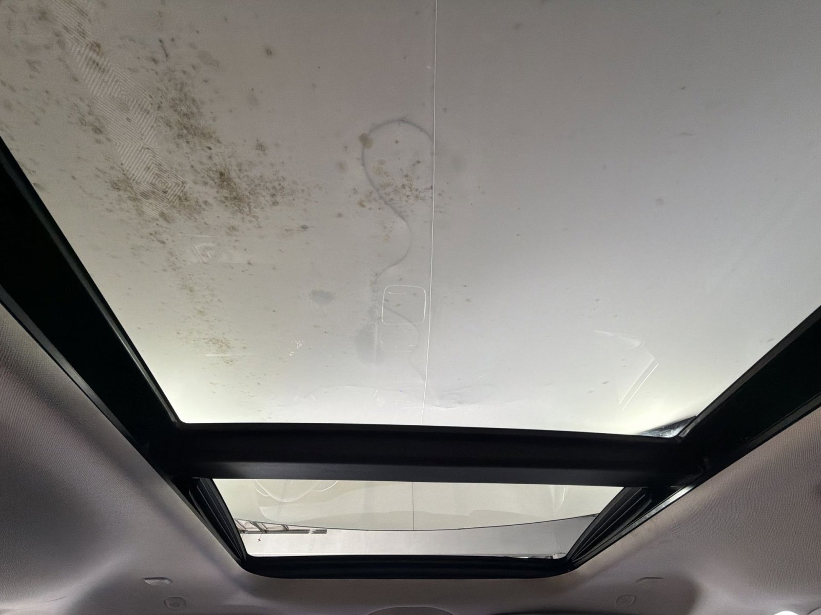 Used 2022 Chrysler Pacifica Limited image 24