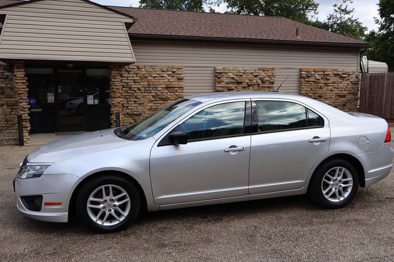Used 2012 Ford Fusion S FWD image 5