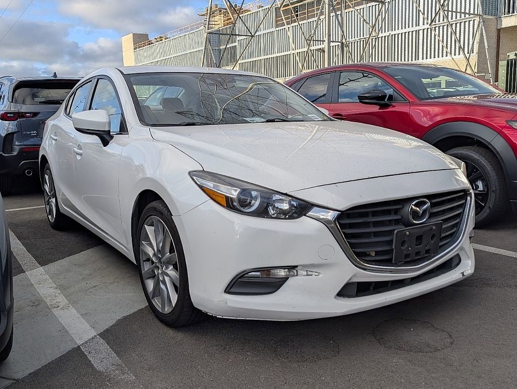 Used 2017 MAZDA MAZDA3 Touring image 13
