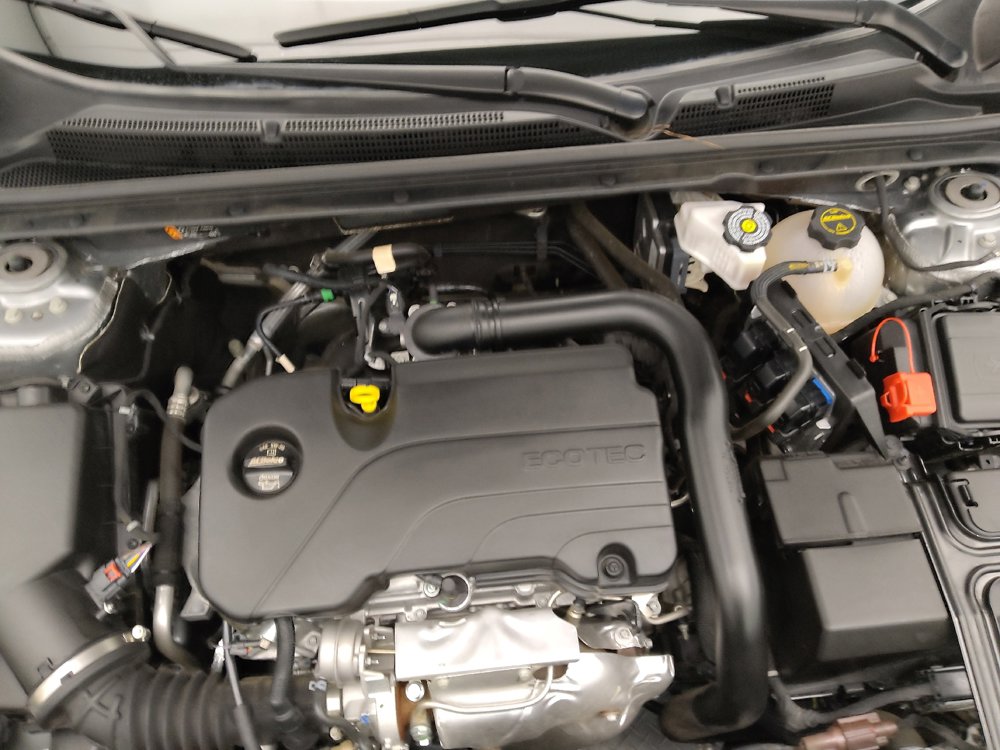Used 2025 Chevrolet Malibu LS FWD image 30