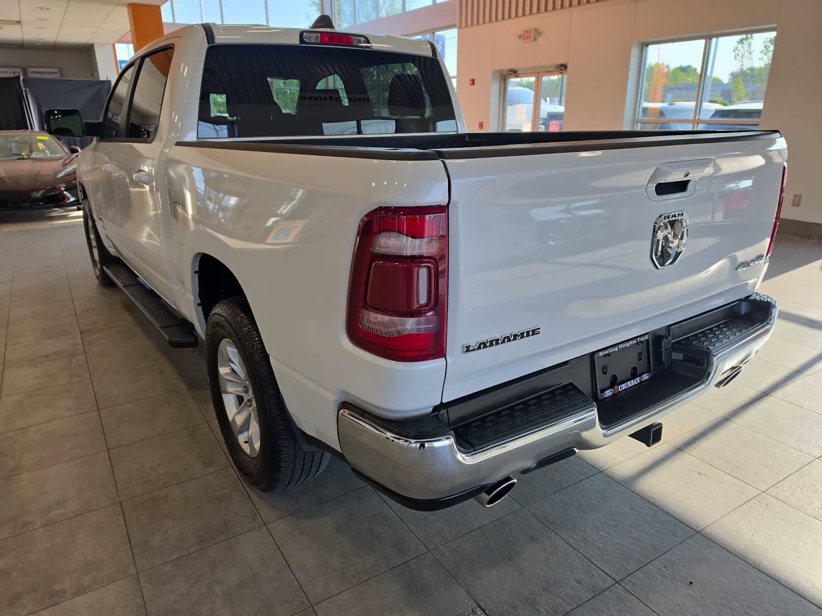 Used 2024 RAM 1500 Laramie AWD/4WD image 11