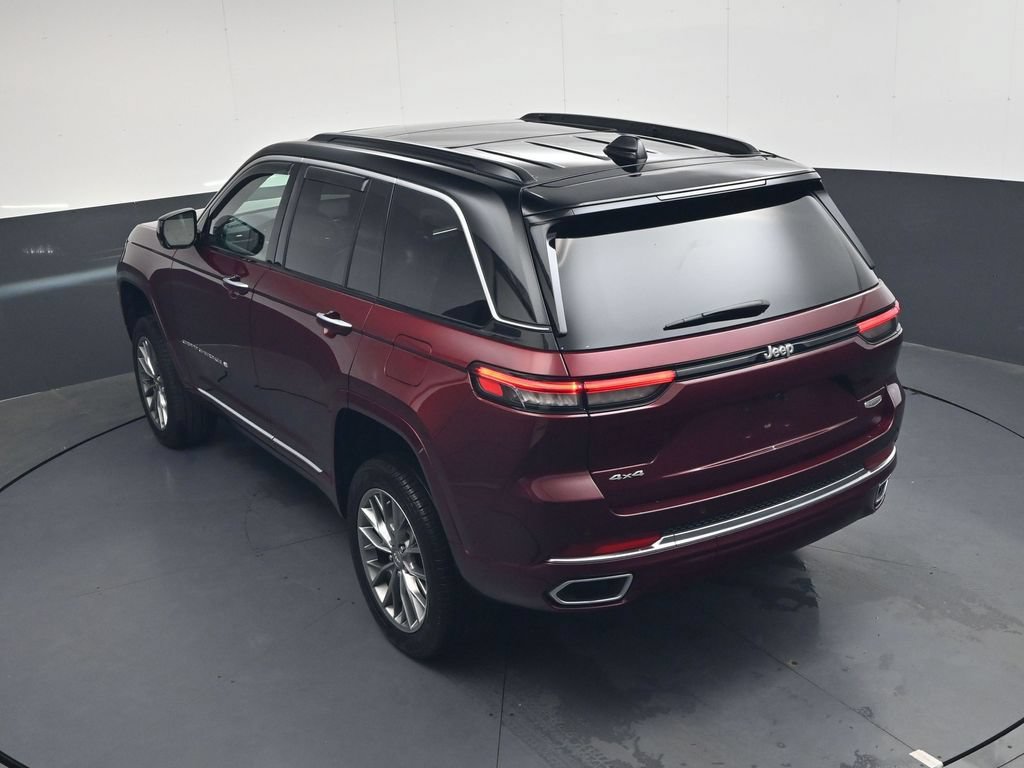 Used 2024 Jeep Grand Cherokee Summit AWD/4WD image 24