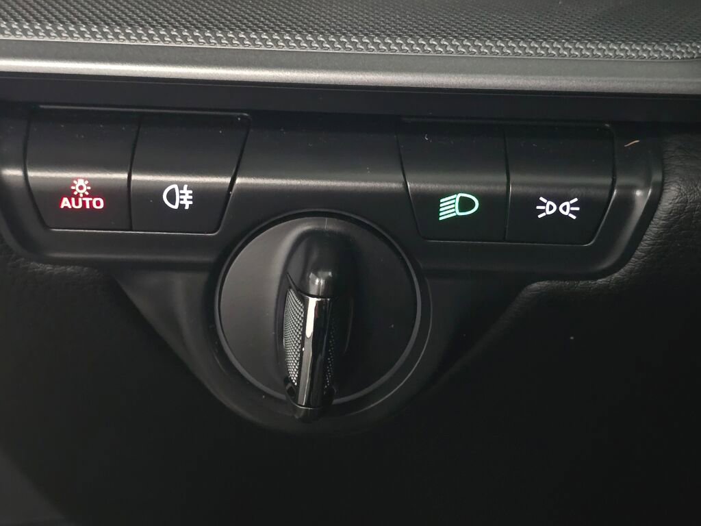 Certified 2022 Porsche 911 Carrera image 34