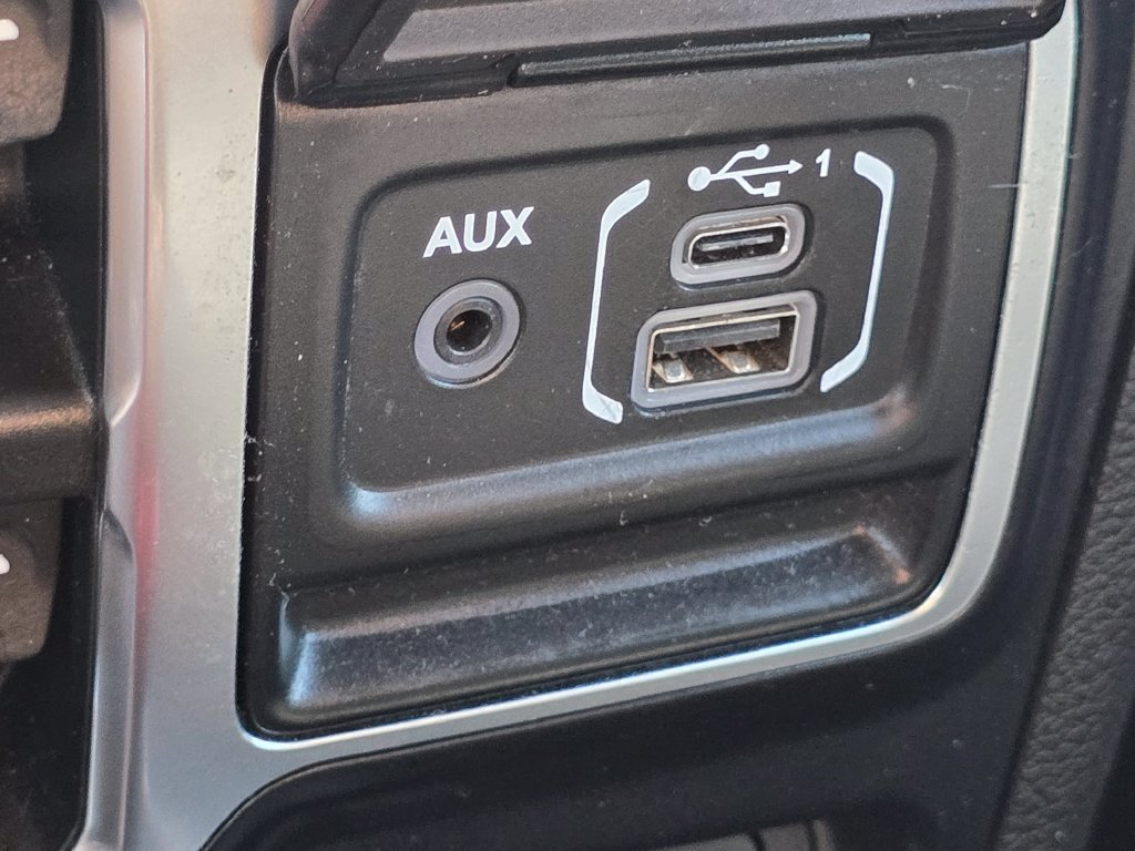 Used 2019 Jeep Wrangler Unlimited Sport AWD/4WD image 27