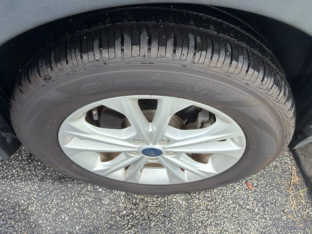 Used 2019 Ford Escape SE FWD image 8