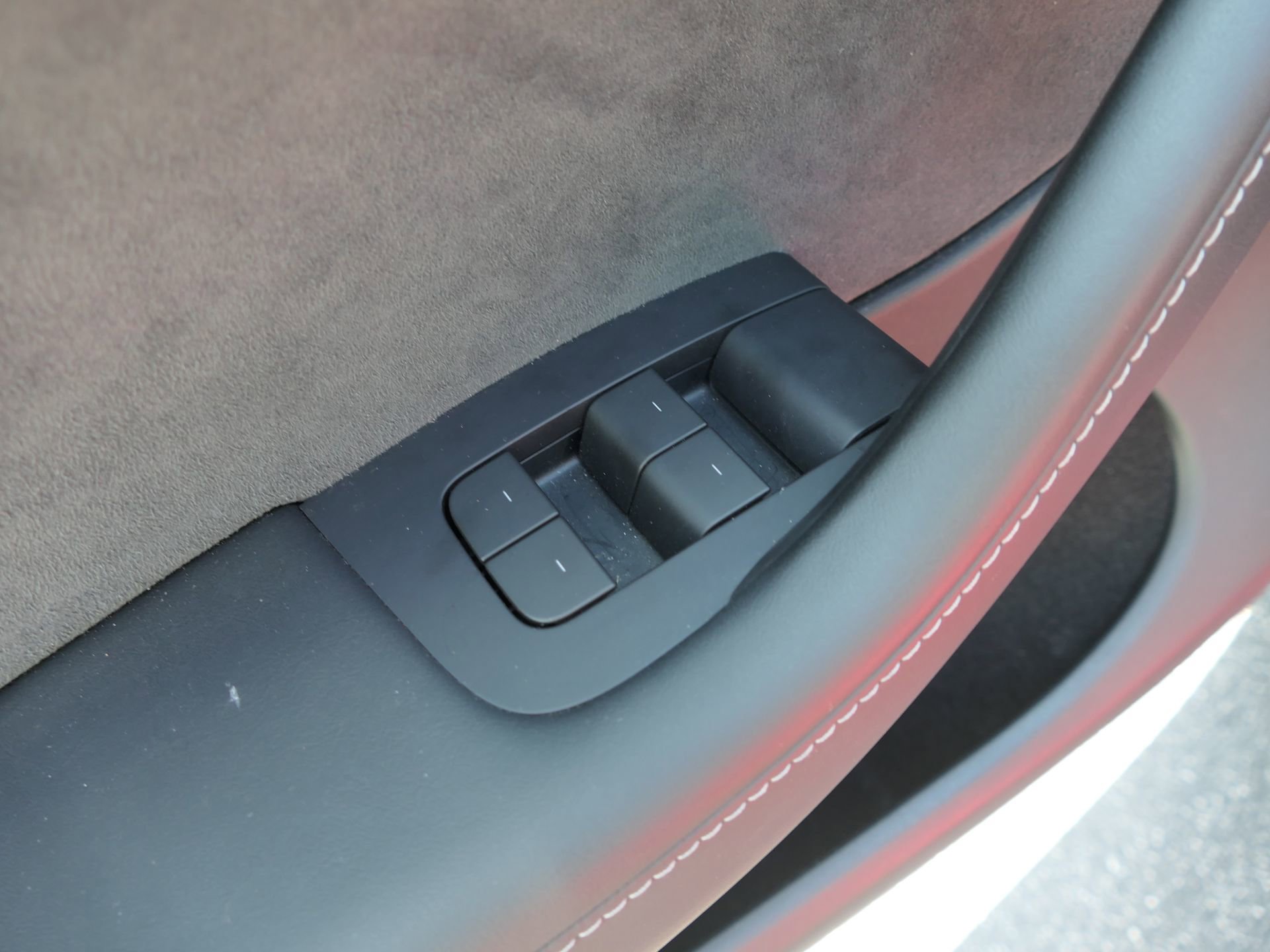 Used 2023 Tesla Model Y Long Range image 13