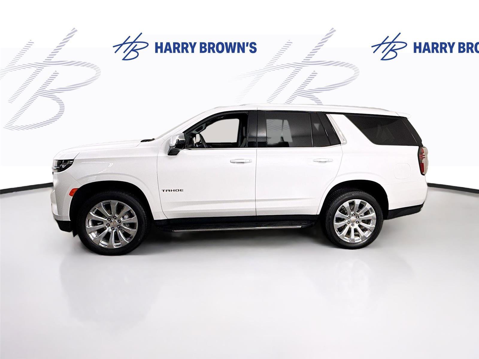 Used 2024 Chevrolet Tahoe Premier w/ Premium Package image 31