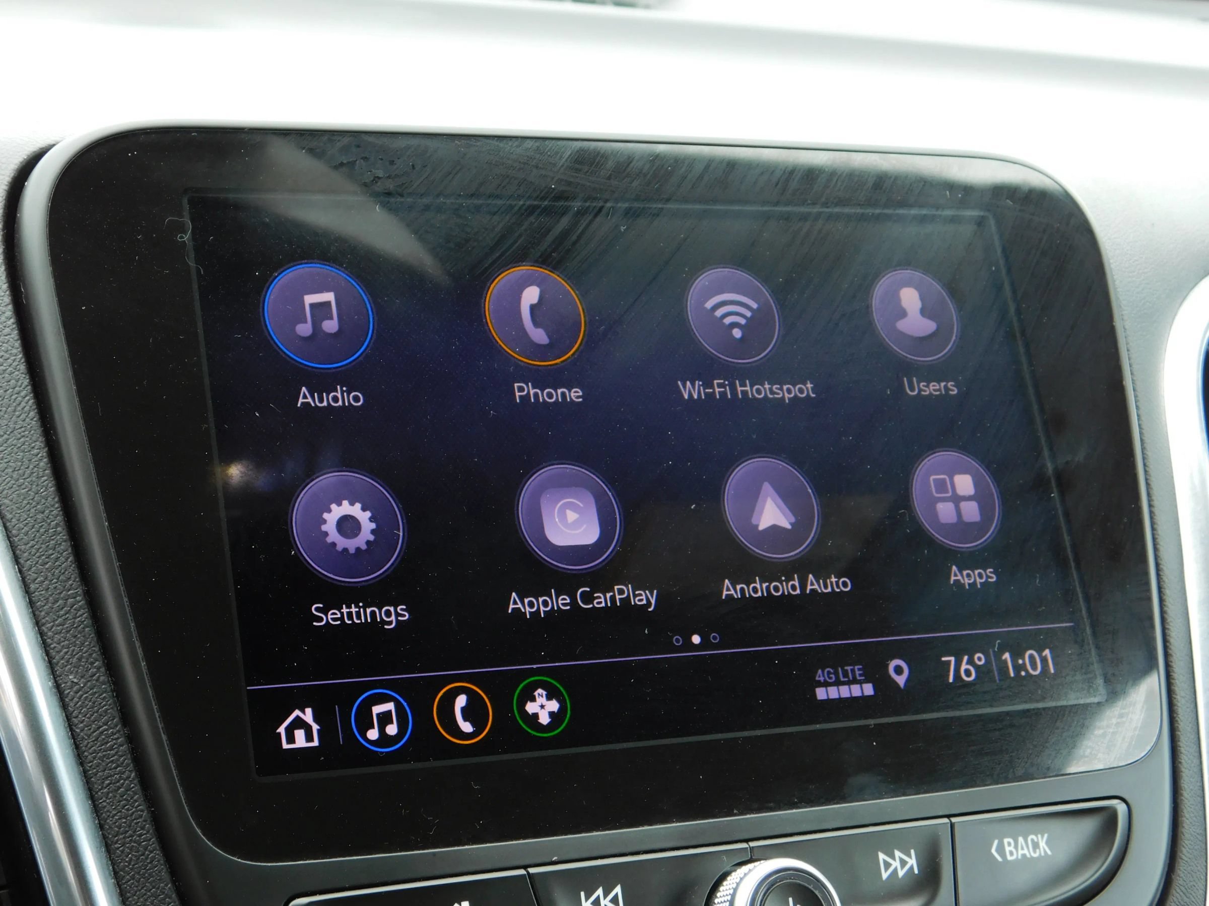 Used 2020 Chevrolet Equinox Premier FWD image 24