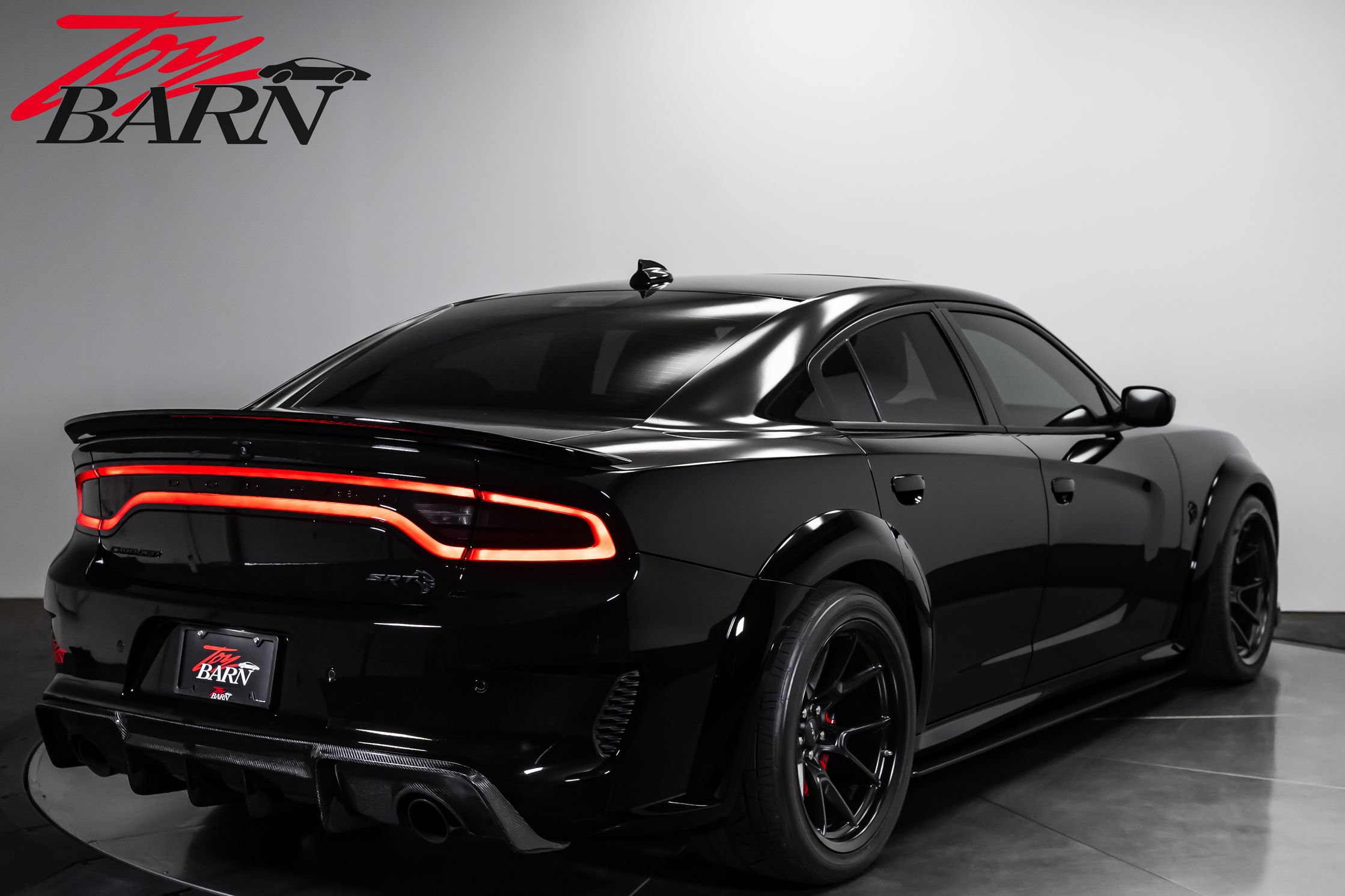 Used 2022 Dodge Charger SRT Hellcat RWD image 5