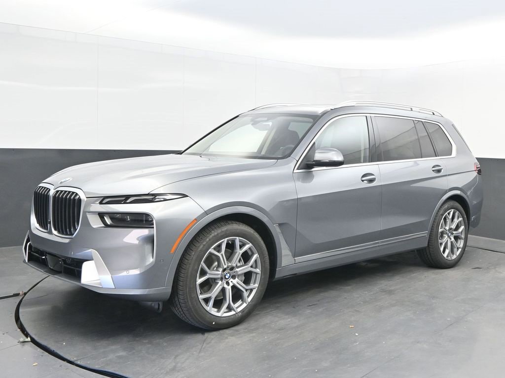 New 2026 BMW X7 xDrive40i image 3
