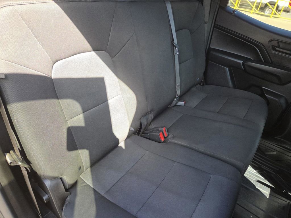 Used 2023 Chevrolet Colorado W/T image 18