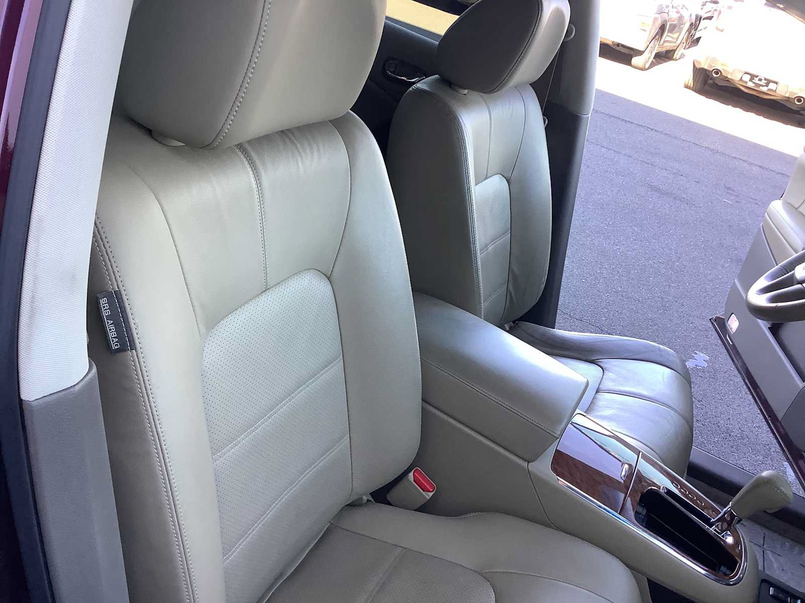 Used 2013 Nissan Murano LE w/ Platinum Pkg AWD/4WD image 14