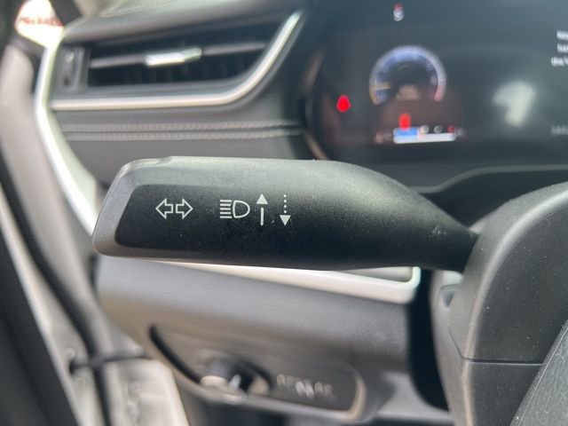 Used 2023 Jeep Grand Cherokee Limited w/ Luxury Tech Group II image 24