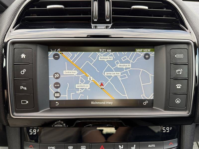 Used 2018 Jaguar F-PACE Prestige image 22