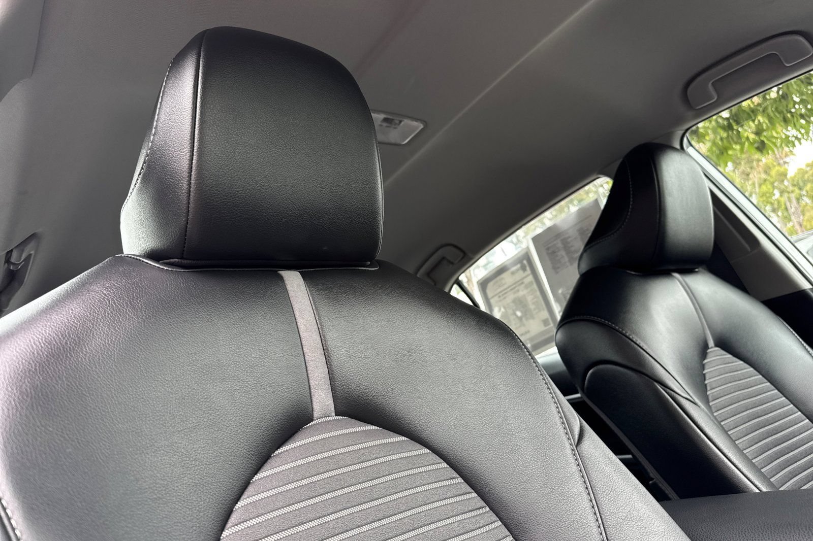 Used 2023 Toyota Camry SE FWD image 18