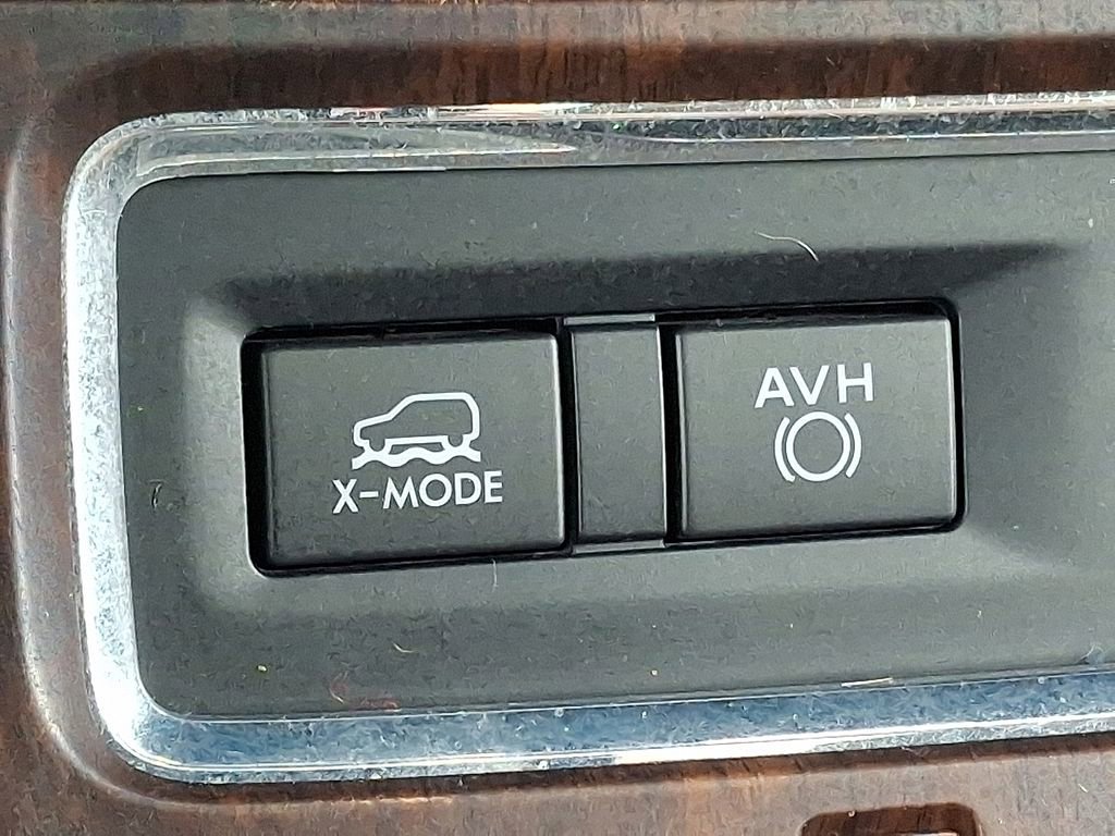 Used 2020 Subaru Ascent Touring AWD/4WD image 25