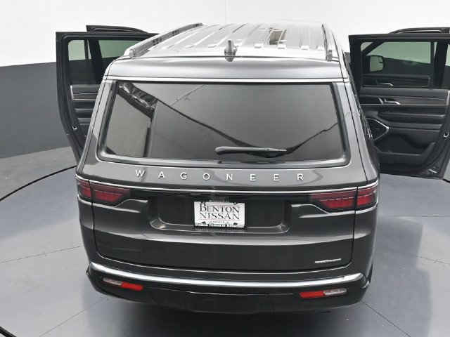 Used 2024 Jeep Wagoneer L Series II w/ Flexible Seating Group AWD/4WD image 46