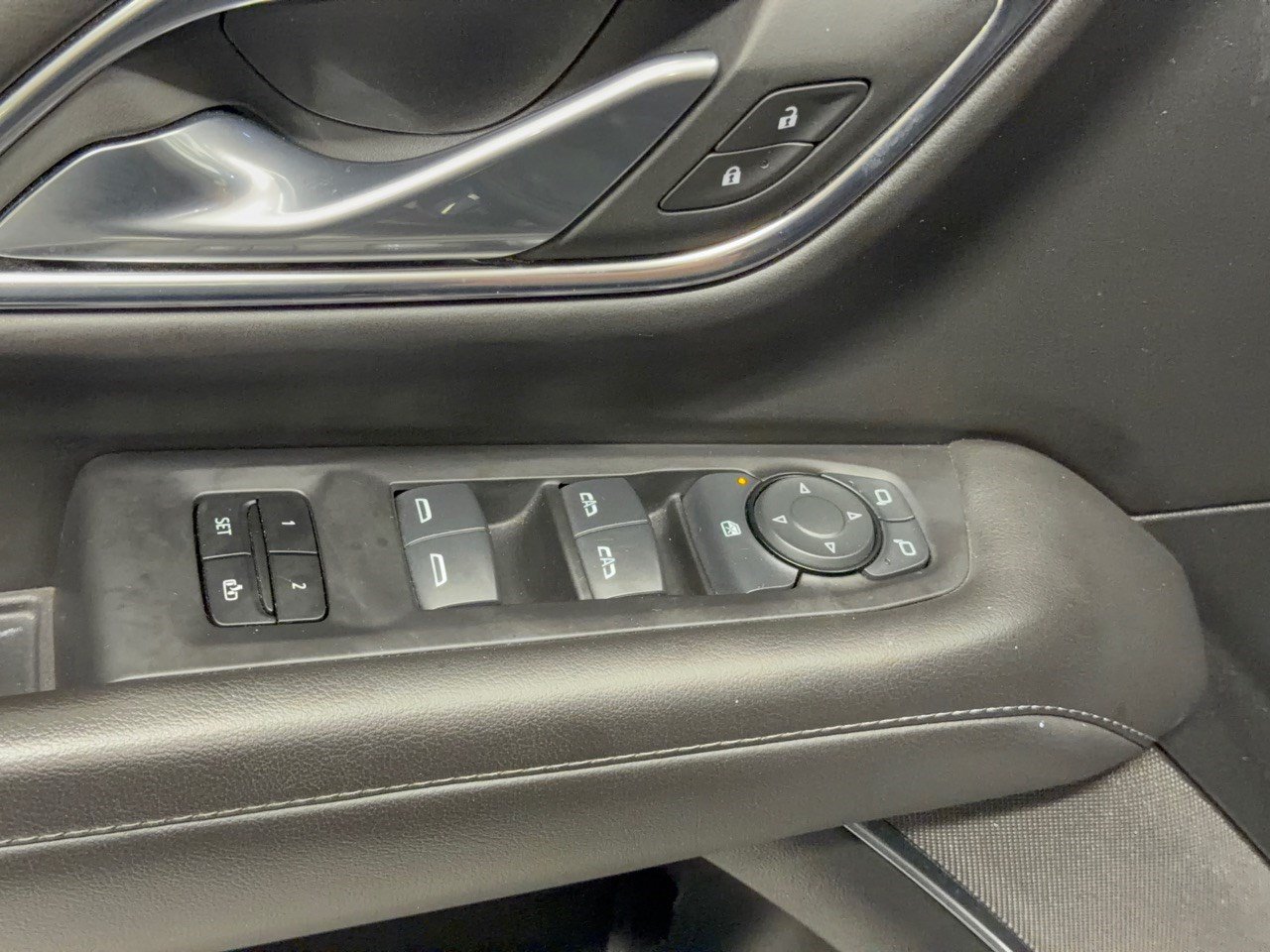 Used 2024 Chevrolet Tahoe LT AWD/4WD image 15