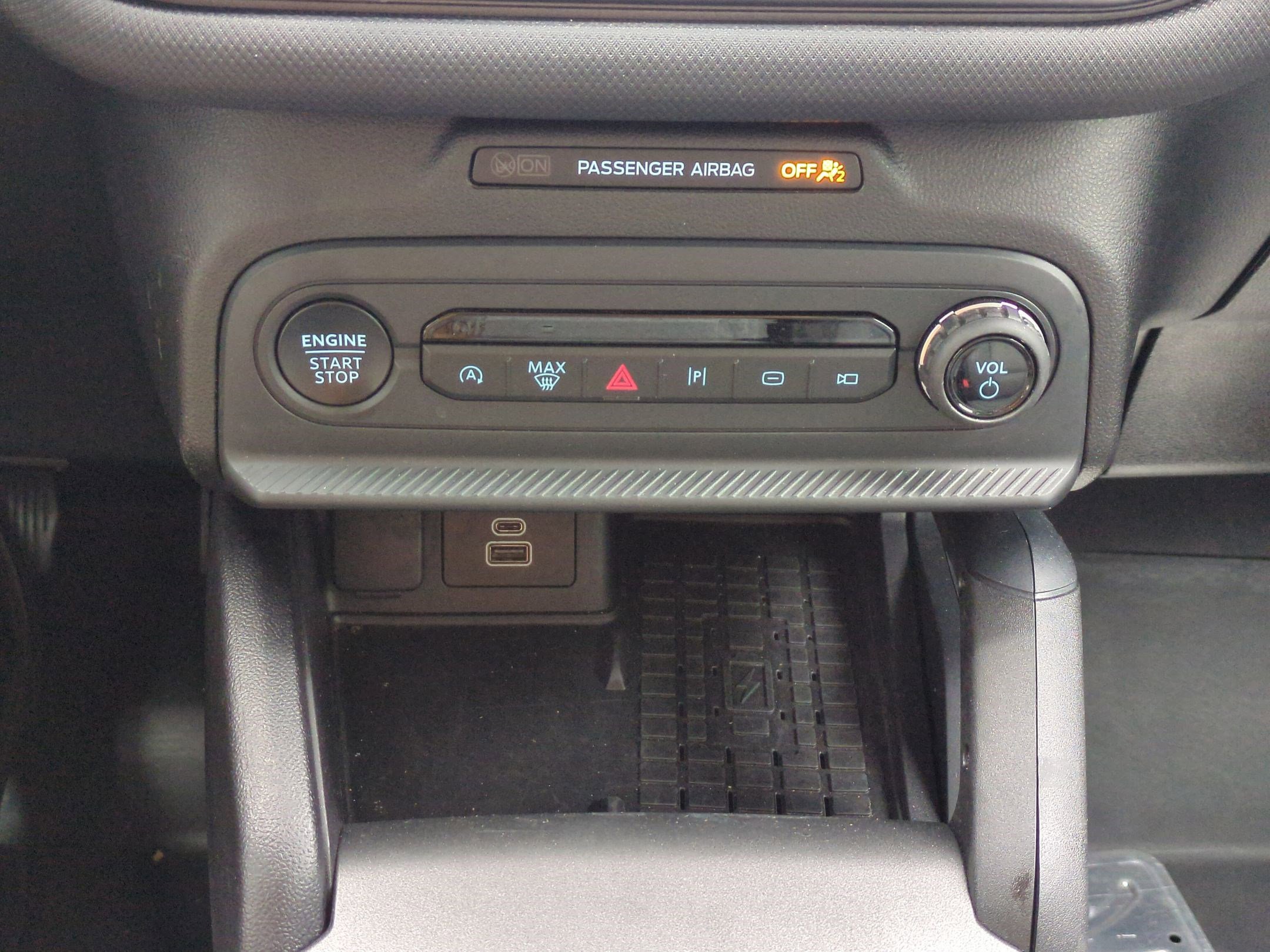 Used 2025 Ford Bronco Sport Badlands image 21